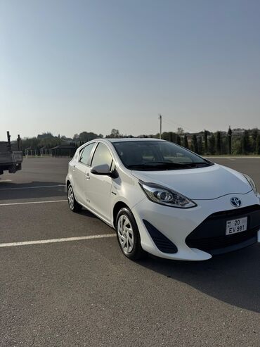 Toyota: Toyota Prius: 1.5 l | 2019 il Hetçbek — 5