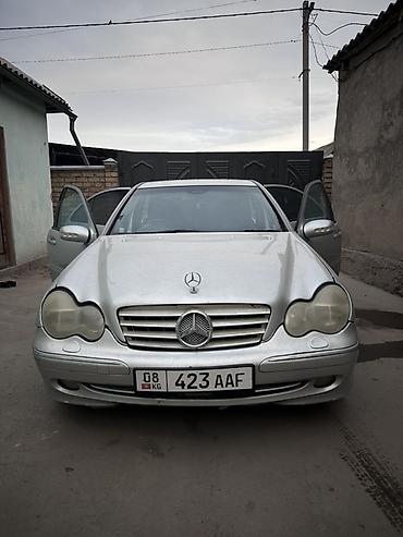 Mercedes-Benz C-Class: 2001 г., 3.2 л, Автомат, Бензин, Седан