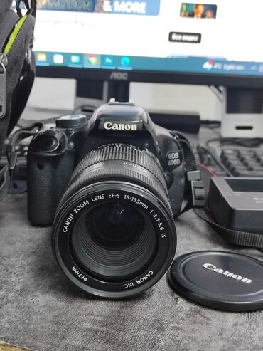 видеокамера авто: Продаю фотоаппарат canon 600d. В отличном состоянии. Все работает