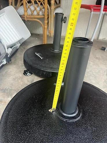 Suncobrani, tende i paviljoni: Postolje za baštenski suncobran sa točkićima – crno - Tip: baza za — 13