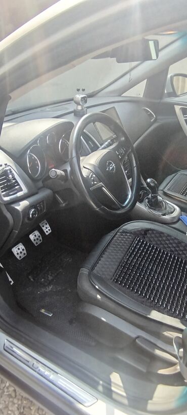 Opel: Opel Astra: 1.4 l | 2010 il 192000 km Hetçbek — 10