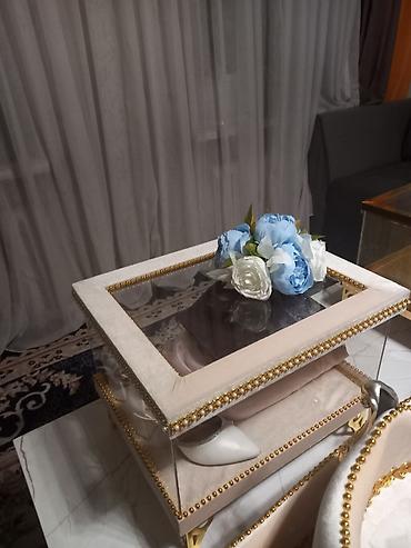 Подарочная упаковка: Сапаты мыкты той-себеттер арендага берилет, сатып алгандарга жасап — 9