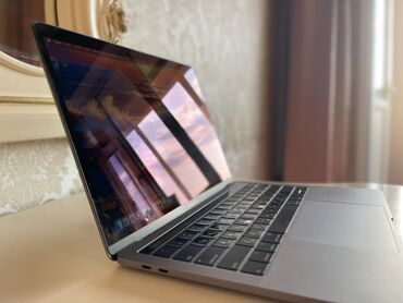 macbook pro 13 2010: Ноутбук, Apple, Колдонулган