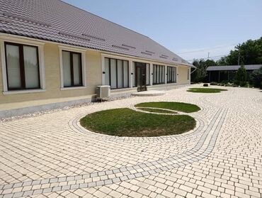 пол дом ошский рынок: Продается Дом Торжеств. Необычный объект