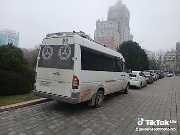 Аренда пассажирского буса: Mercedes-Benz Sprinter — пассажирский микроавтобус (длинная база — 1