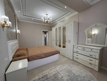 сыдыкова уметалиева токтогула: 2 бөлмө, 88 кв. м, Элитка, 12 кабат, Дизайнердик ремонт