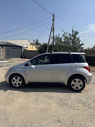 voxy noah: Toyota Ist: 2004 г., 1.5 л, Автомат, Бензин, Хэтчбэк — 2
