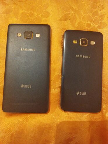 samasung a3: Samsung Galaxy A3 | İşlənmiş | 16 GB | rəng - Göy | Sensor