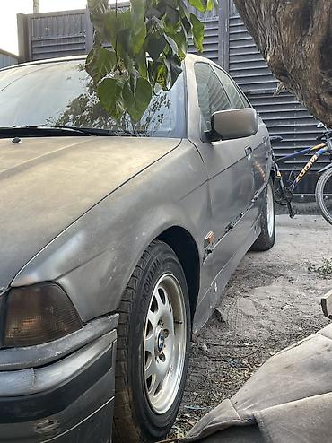 e 302: BMW 3 series: 1994 г., 1.6 л, Механика, Бензин, Седан — 2
