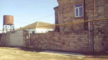 Həyət evləri və villaların satışı: 12 otaq, 310 kv. m, Kredit var, Təmirsiz — 15