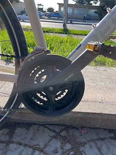 velosiped trinx: İşlənmiş Şəhər velosipedi Trinx, 28", sürətlərin sayı: 16, Ünvandan götürmə — 10