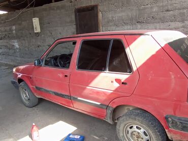 Volkswagen: Volkswagen : 1990 г., 2 л, Механика, Бензин, Хэтчбэк