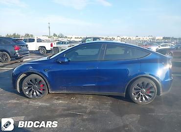 Tesla: Tesla Model Y: 2024 г., Автомат, Электромобиль, Кроссовер — 12