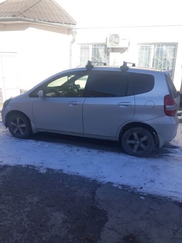 блок 1 8: Honda Fit: 2001 г., 1.3 л, Вариатор, Бензин, Хэтчбэк