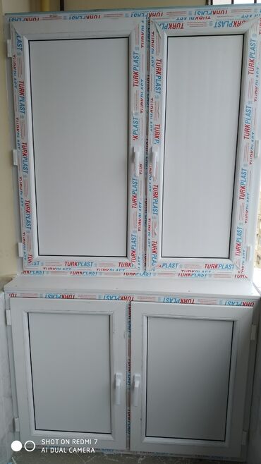 стеклянный обеденный стол: Plastik şkafların sifarişi qəbul olunur hər rəngdə və hər ölçüdə Ağ