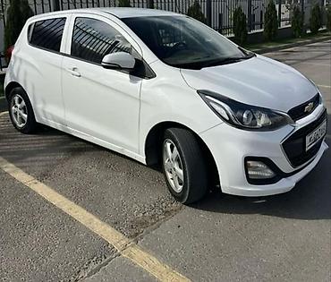 spark 2021: Chevrolet Spark: 2018 г., 1 л, Автомат, Бензин, Хэтчбэк — 4
