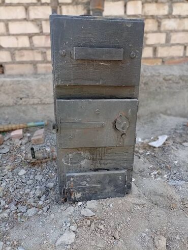 дом шашлык: Угольный котёл, рассчитан на 250 и выше кв,состояние почти новое,пару