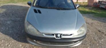 tepih crni: PEUGEOT 206 - KOMPLETAN AUTO U DELOVIMA | peugeot 206 1.1 benzinBoja — 1