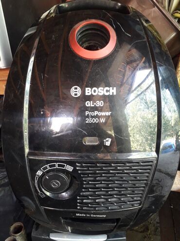 slobodin usisivac: Bosch usisivac ocuvan radi kompletan 2500w