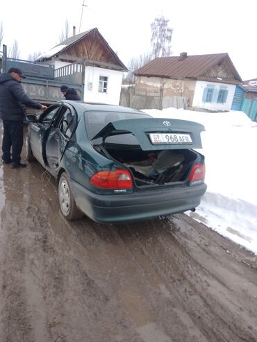 таета виц: Toyota Avensis: 1998 г., 1.6 л, Механика, Бензин, Седан