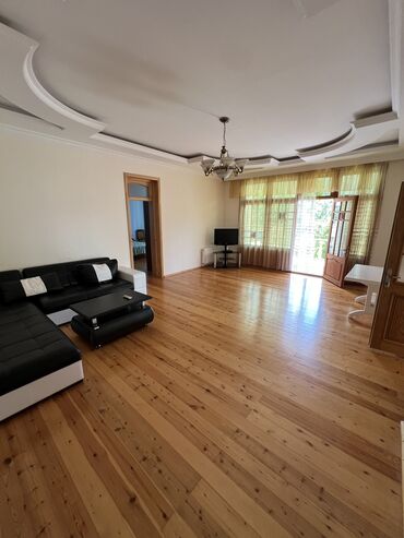 Bağ evlərinin kirayəsi: 350 kv. m, 10 otaq, Hovuzlu, Kanalizasiya, Kombi, Qaz -da lalafo.az — 21 Bağ evlərinin kirayəsi: 350 kv. m, 10 otaq, Hovuzlu, Kanalizasiya, Kombi, Qaz — 21