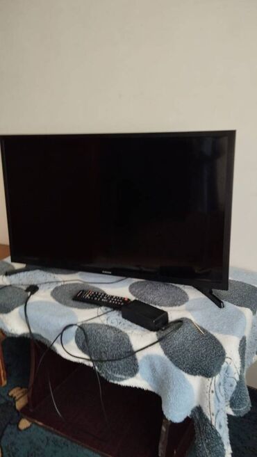 emt 82: İşlənmiş Televizor Samsung Led 82" HD (1366x768), Ünvandan götürmə