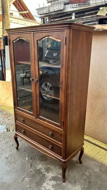 Stilske vitrine: Stilska vitrina Stilska vitrina U odličnom stanju Kao na slikama — 9