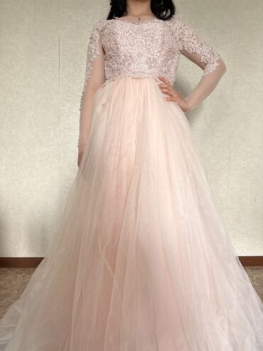 розовое: Вечернее платье
