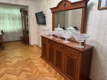 Yataq otağı dəstləri: 2 təknəfərlik çarpayı, Komod, Termo, Dolab, İşlənmiş — 4