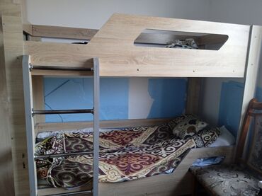 картон цена бишкек: Продается двухъярусная кровать.Без матрасов. 10000 сом