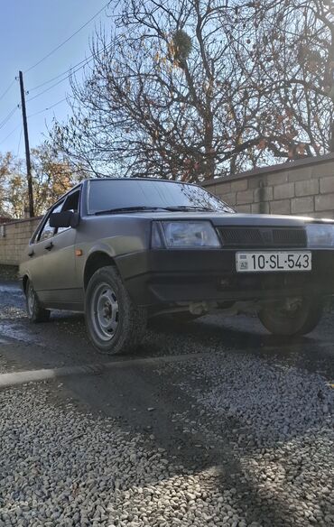VAZ (LADA): Salam bu maşın satılır ili 92 mator karopka superdi təkərləri dördüdə — 2