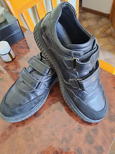 nike react: Распродажа все обуви снизила! Обувь школьная, очень удобная. кожаная — 1