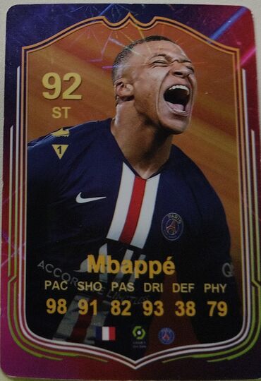 ronaldo futbol kartı: Kylan Mbappe X 1, Cristiano Ronaldo X 2, Neymar Junior X 1, Thiobu