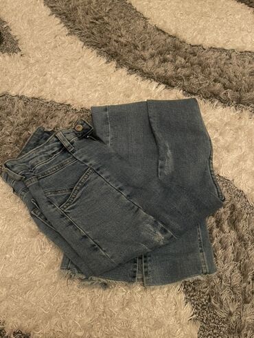 Gündəlik donlar: Qadın paltarı – bej rəngli, ağ xallı - Üslub: midi uzunluqda, aşağı — 19