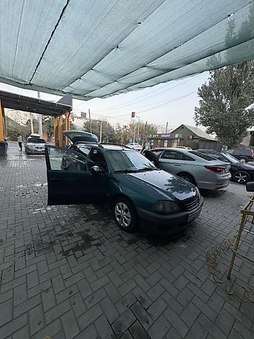 на камри 55 европеец: Toyota Avensis: 1999 г., 1.8 л, Механика, Бензин, Универсал — 3