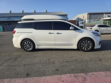 Kia: Kia Carnival: 2017 г., 2.2 л, Автомат, Дизель, Лимузин