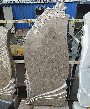 Мраморные и гранитные работы: Гранитные памятники - Изготовление памятников из цельного — 22