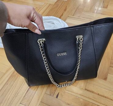 Handbags: Originam nova Guess torba