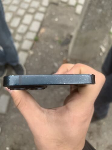 Apple iPhone: IPhone 13, 128 GB, Qara, Face ID — 8