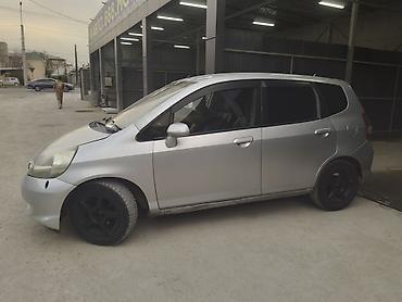 Honda Fit: 2002 г., 1.3 л, Вариатор, Бензин, Хэтчбэк