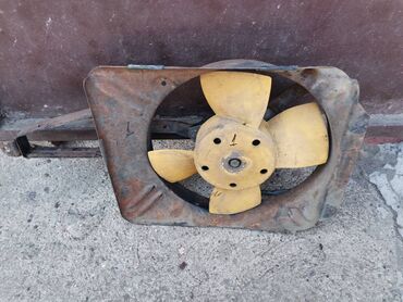 Auto delovi: Dodatni opis Ventilator hladnjaka Lada 2107 Riva sa postoljem broj 1 — 7