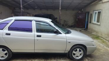 VAZ (LADA): LADA 2112 (VAZ 2112) – gümüşü rəngdə, 5 qapılı hetçbek — 2