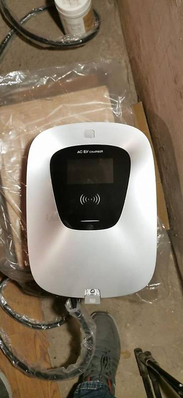 Зарядные устройства для электромобилей: Это легендарная и надёжная настенная зарядная станция AC EV Charger — 1