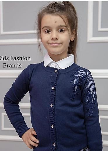 Qız uşaqları üçün rəsmi üslubda kardiqan - Rəng: tünd göy - Model: önü lalafo.az -da Qız uşaqları üçün rəsmi üslubda kardiqan - Rəng: tünd göy - Model: önü