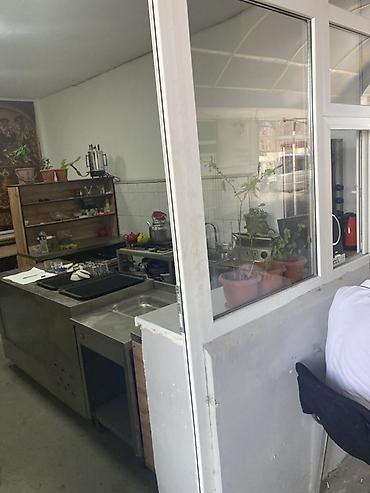 döner yeri: Hazır biznes . Hal hazırda fəaliyyət göstərən dönər və çay evi. Adres — 7