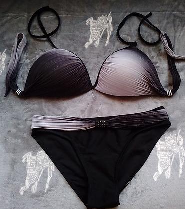 Qara-boz ombre rəng keçidli iki hissəli bikini dəsti - Üst: Kup lalafo.az -da Qara-boz ombre rəng keçidli iki hissəli bikini dəsti - Üst: Kup