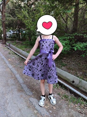 платье 5 6 лет: Детское платье, цвет - Фиолетовый, Б/у