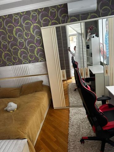 Qonaq otağı dəstləri: İşlənmiş — 9