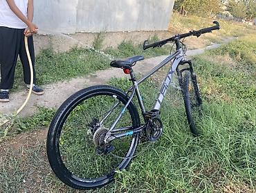 255 60 20: Горный велосипед Laux (бренд на раме и руле) скорость передач не — 8