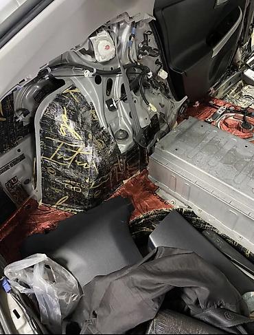 Toyota: Toyota Prius: 2014 г., 1.8 л, Автомат, Гибрид, Хэтчбэк — 16